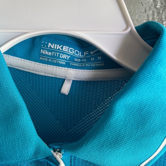 Nike women’s golf polo, drifit size M - Picture 6 of 7